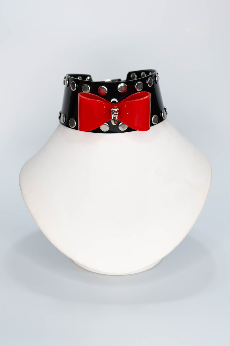 Flirt Choker in Black