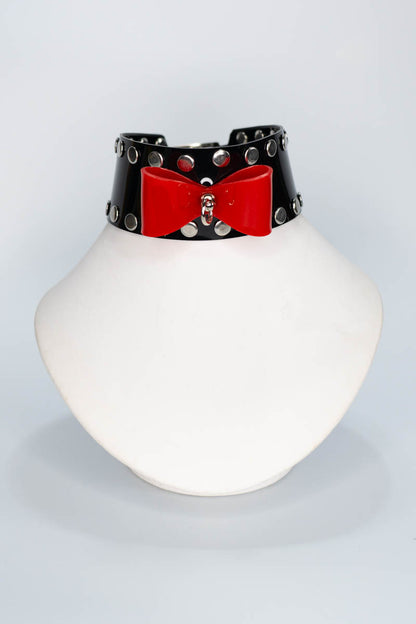 Flirt Choker in Black