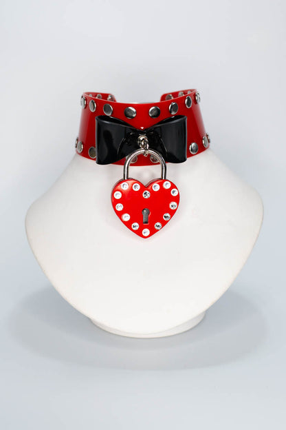 Flirt Choker in Red