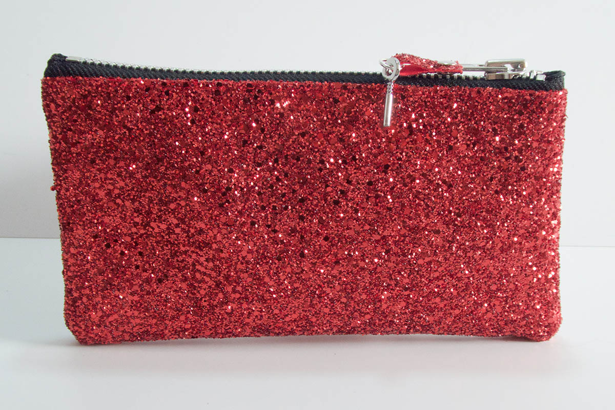 Make up bag w/ padlock in Bright Red Glitter