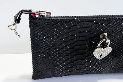 Make up bag w/ padlock in Snake