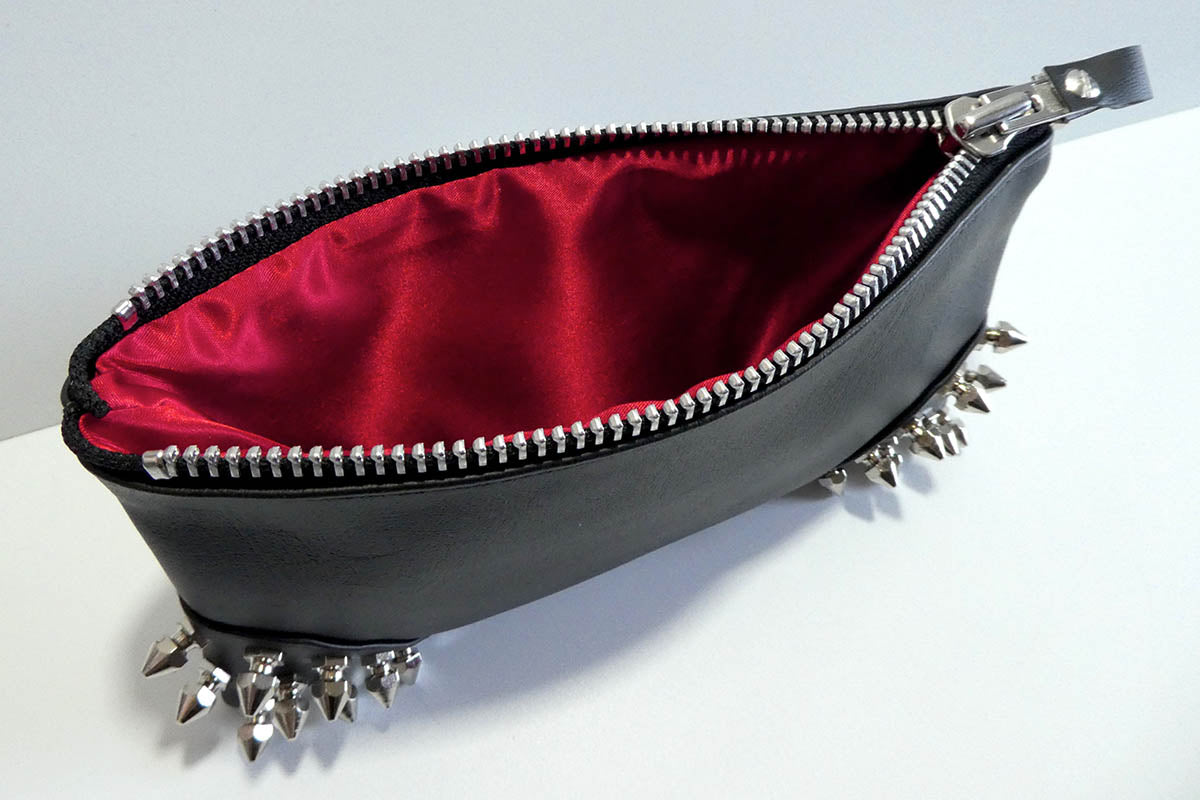 Make up bag w/ spikes in PU Leather