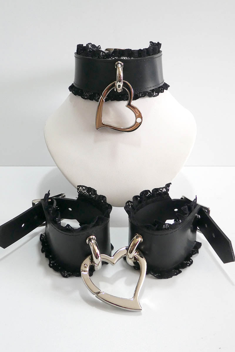 Love Trap Choker with Lace