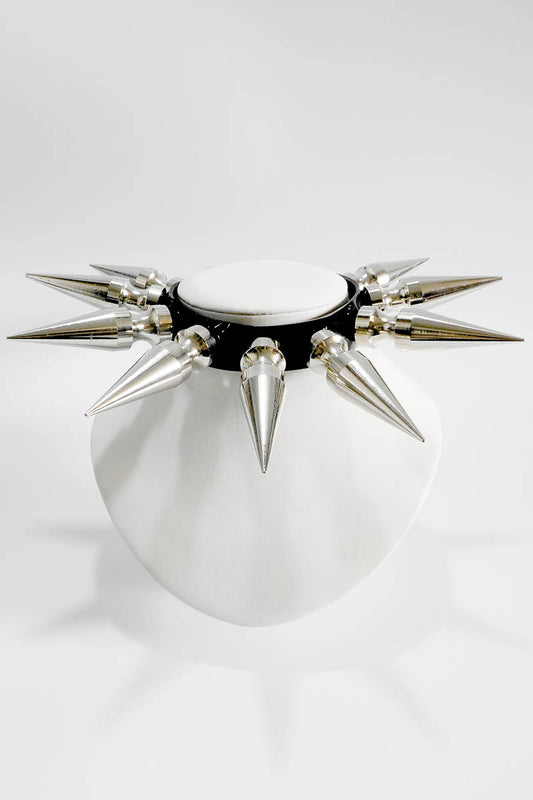 Supersize Giant Spikes Choker
