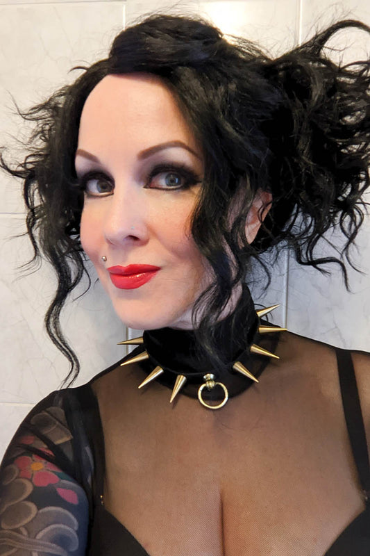 Slim Choker with Spikes and Ring