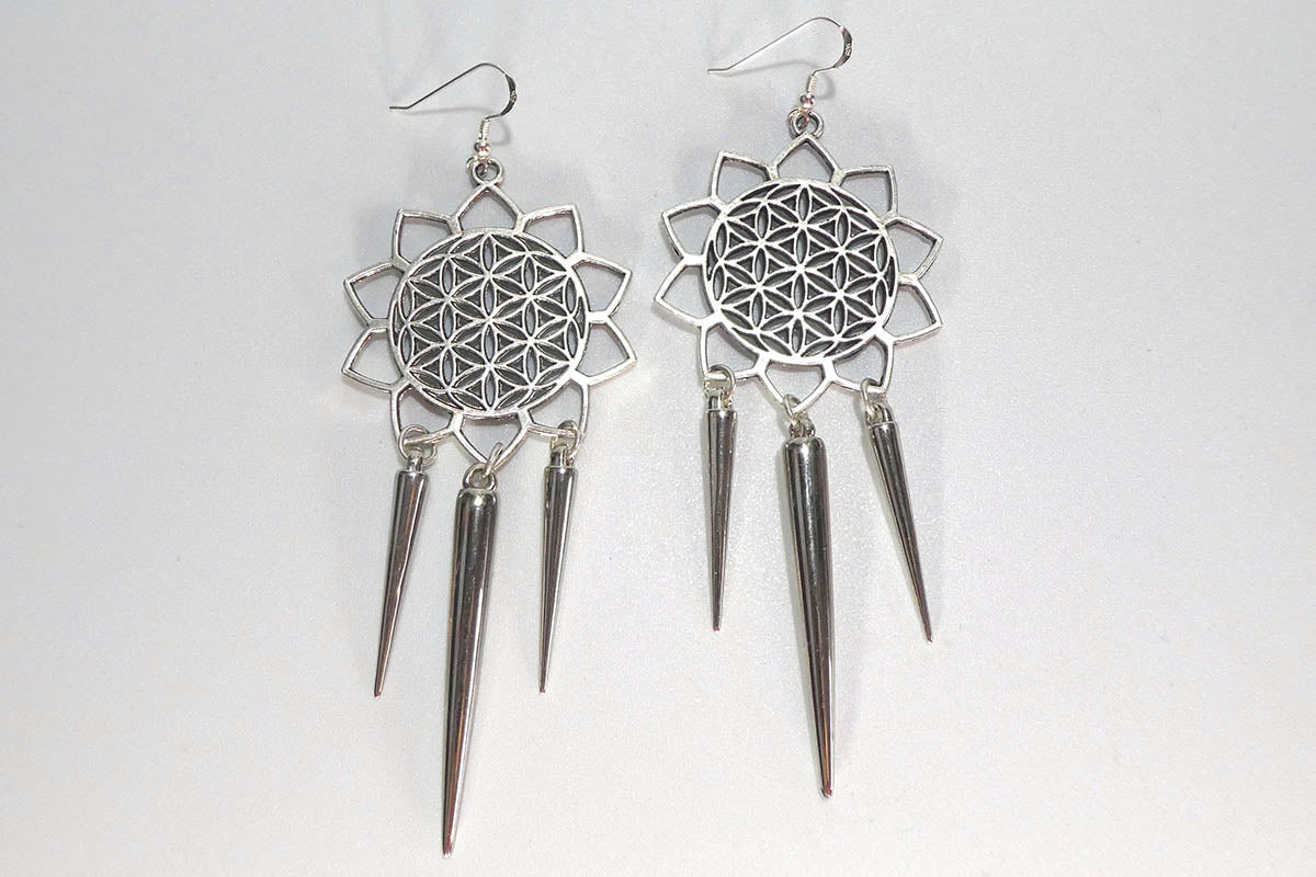 Flower of Life with Triple Spikes
