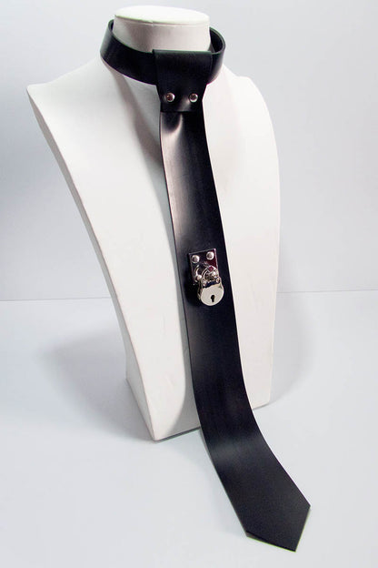 Skinny Tie with Padlock