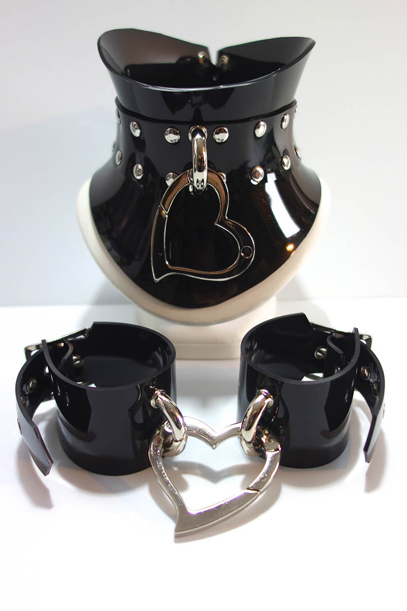 black pvc prong jewelry heart shaped posture collar and bracelets set
